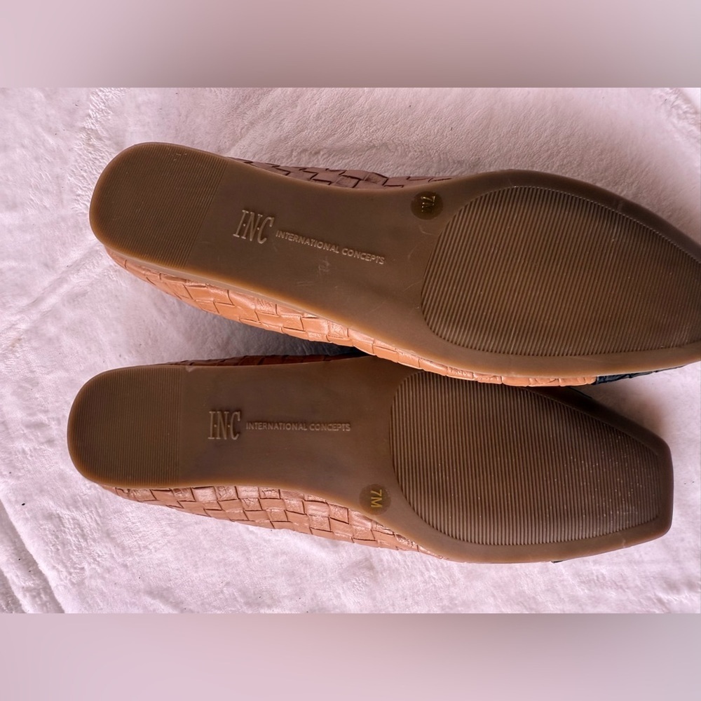 INC International | Jenaya tan / brown & black ballet flat shoes 7M handmade - Picture 7 of 12